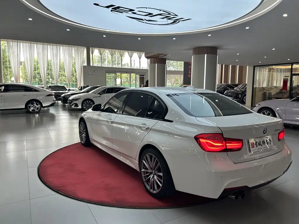 BMW 3 Series — миниатюра 7