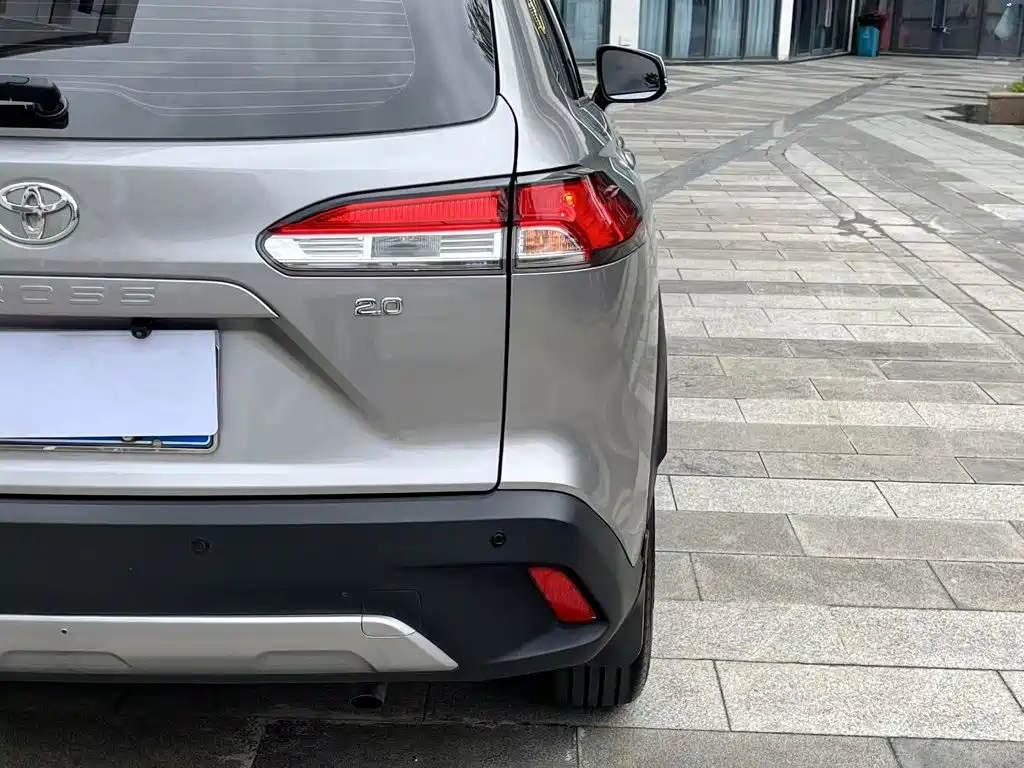 Toyota Corolla Cross — миниатюра 8
