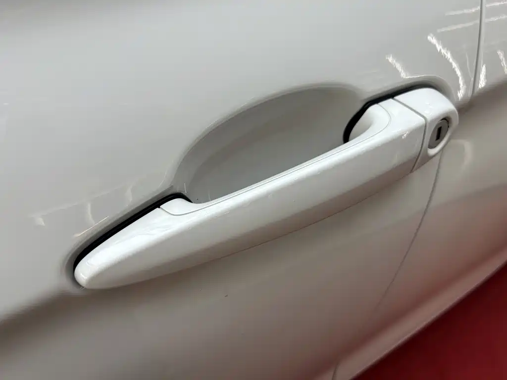 BMW 3 Series — миниатюра 38