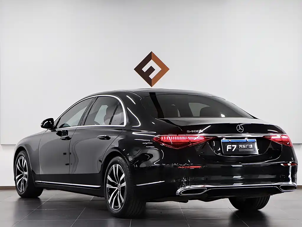 MERCEDES-BENZ S CLASS