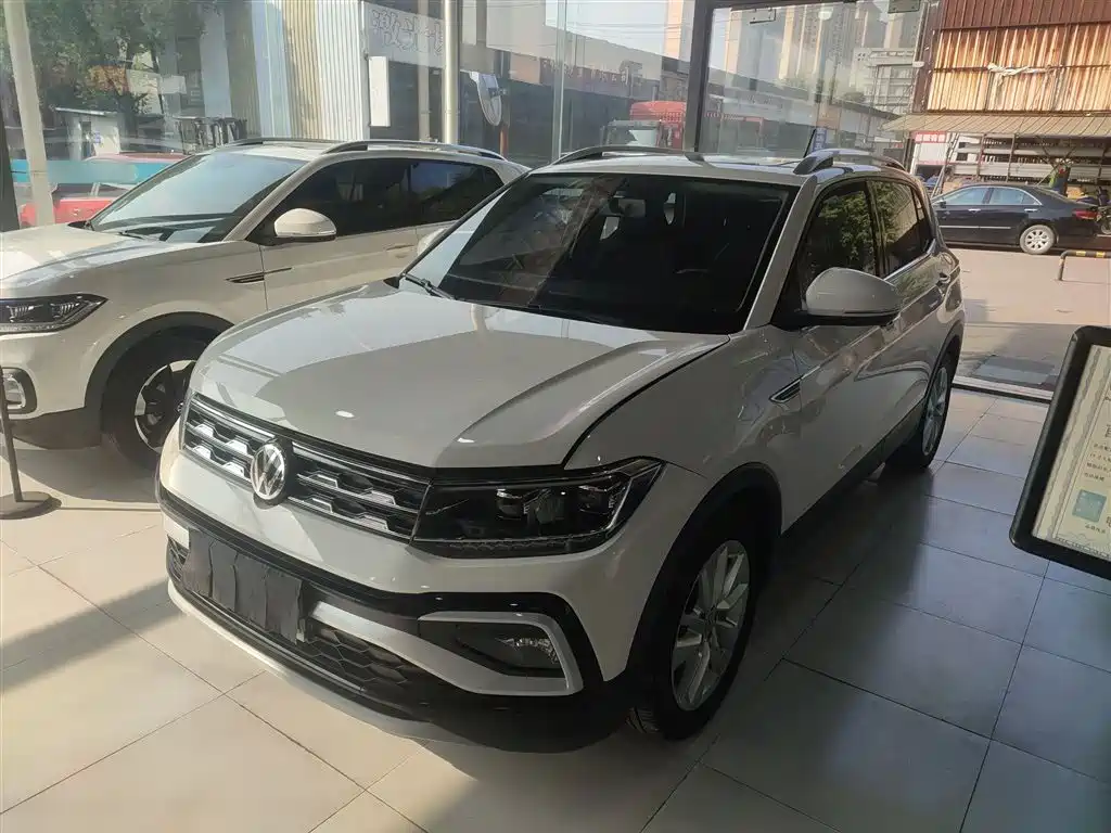 Volkswagen T-Cross 2019