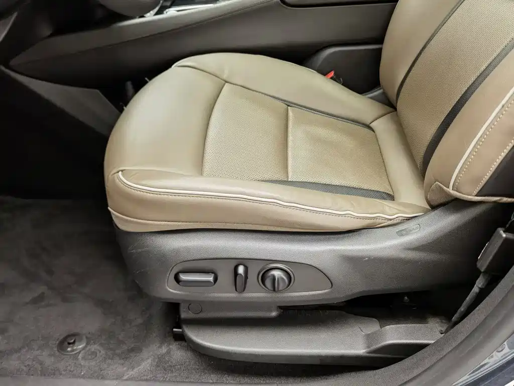 Buick Enclave — миниатюра 20