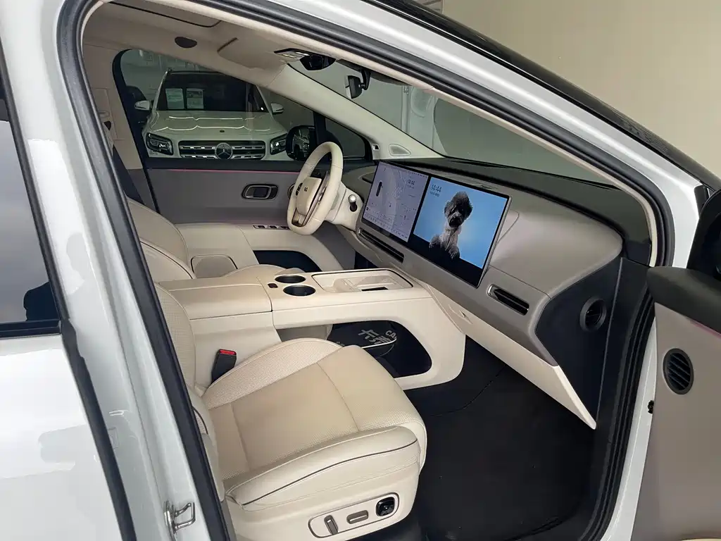 Li Auto Li i8 — миниатюра 30