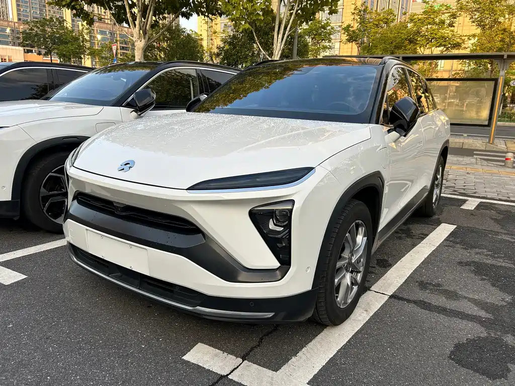 NIO ES6