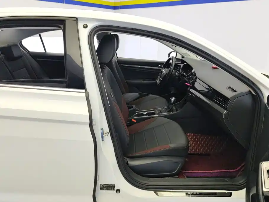 Volkswagen Bora — миниатюра 8