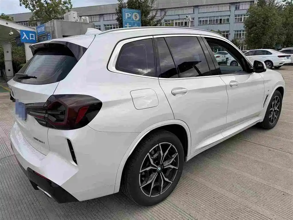 BMW X3 — миниатюра 2