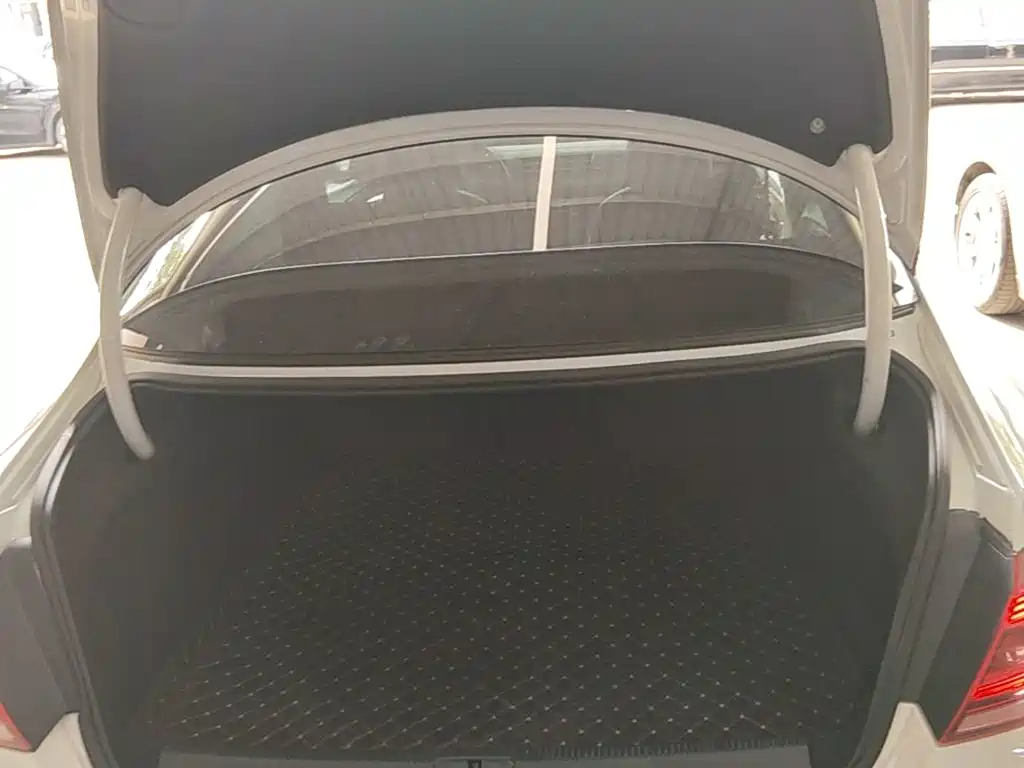 Volkswagen CC — миниатюра 19