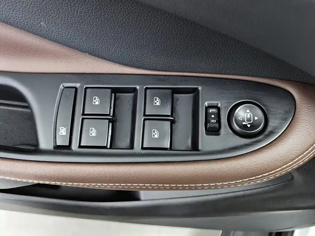 Buick Envision Plus — миниатюра 9