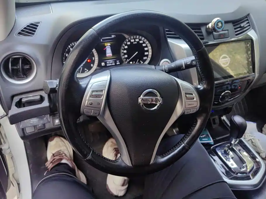 Nissan Terra — миниатюра 15