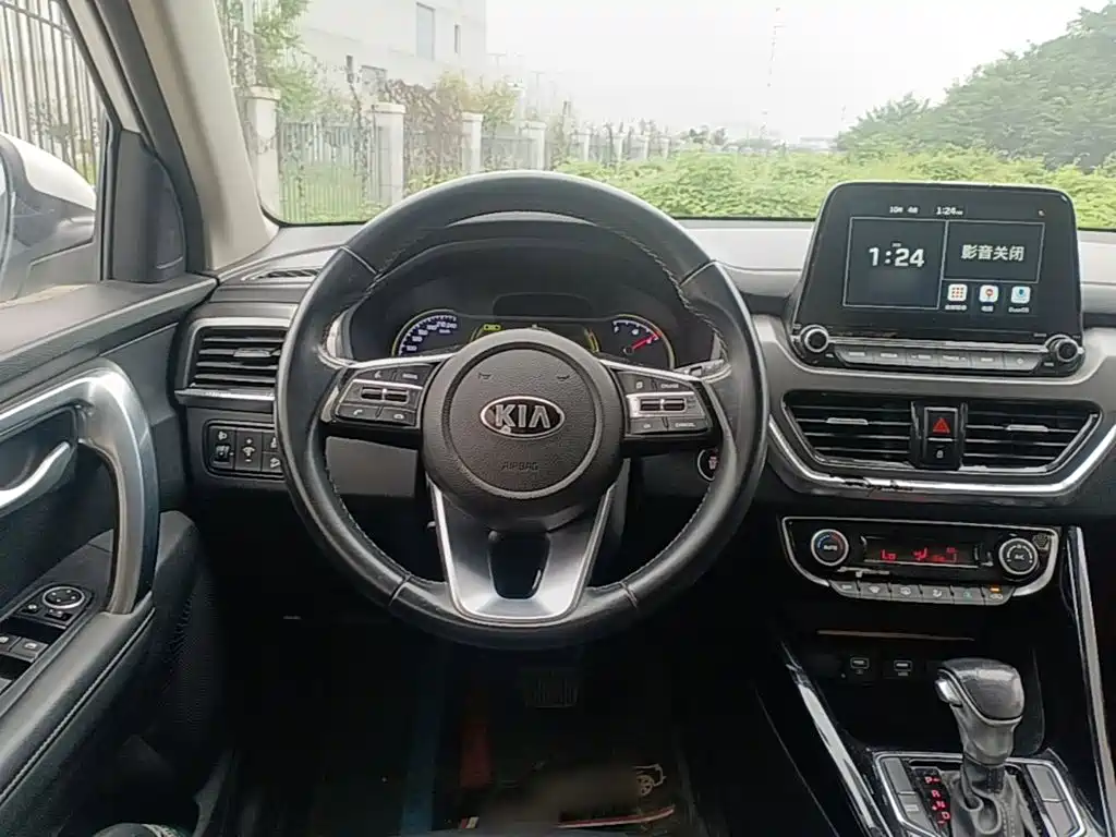 Kia Sportage — миниатюра 11