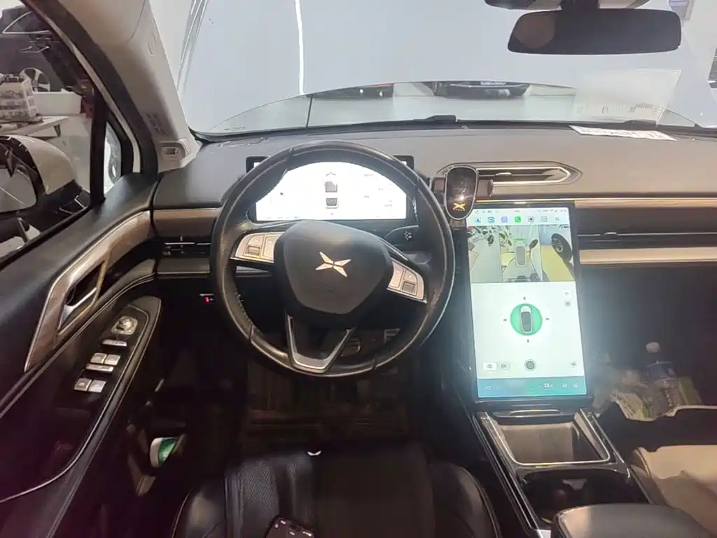 XPeng P5 — миниатюра 11