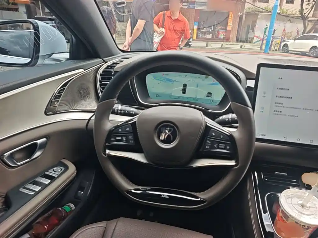 BYD Han — миниатюра 15