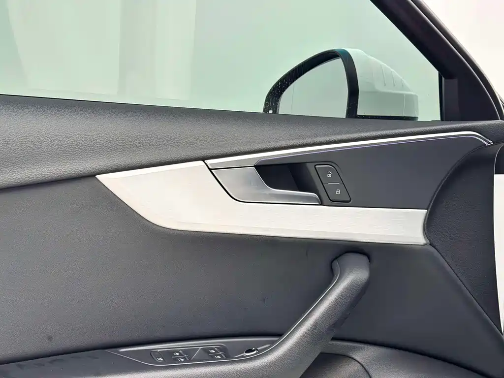 Audi A4L — миниатюра 10