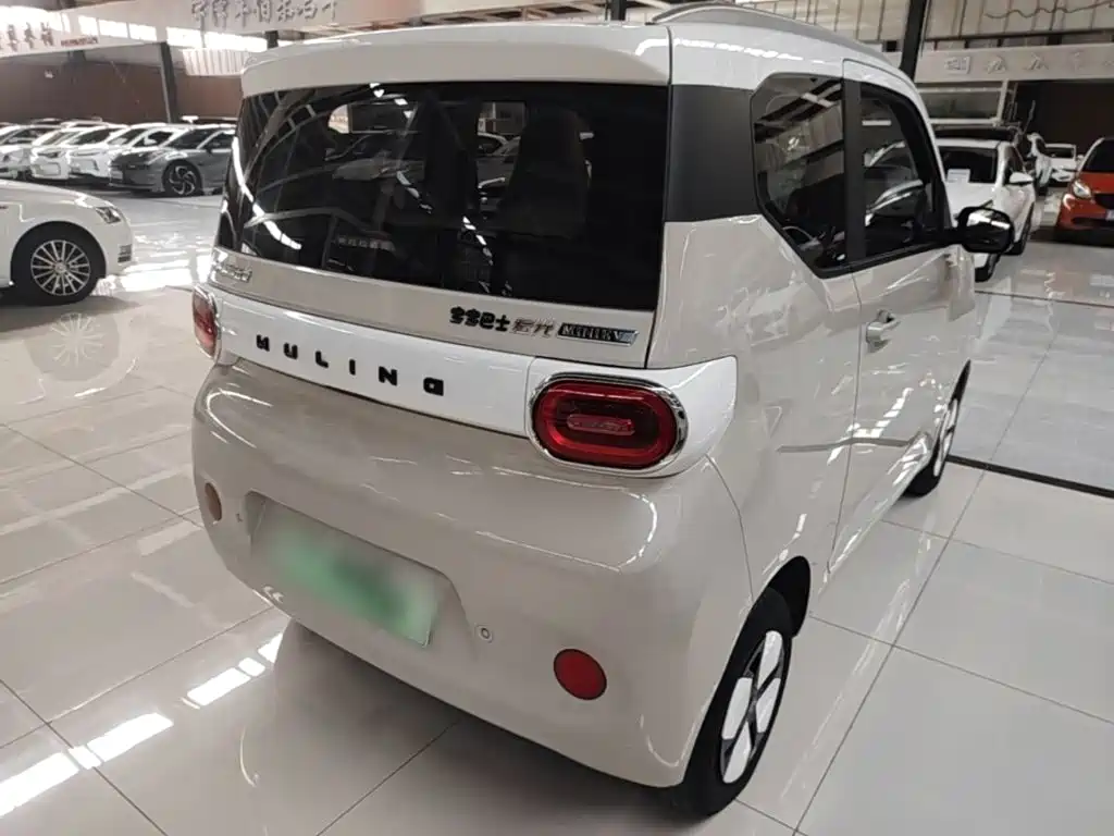 Wuling MINIEV — миниатюра 7