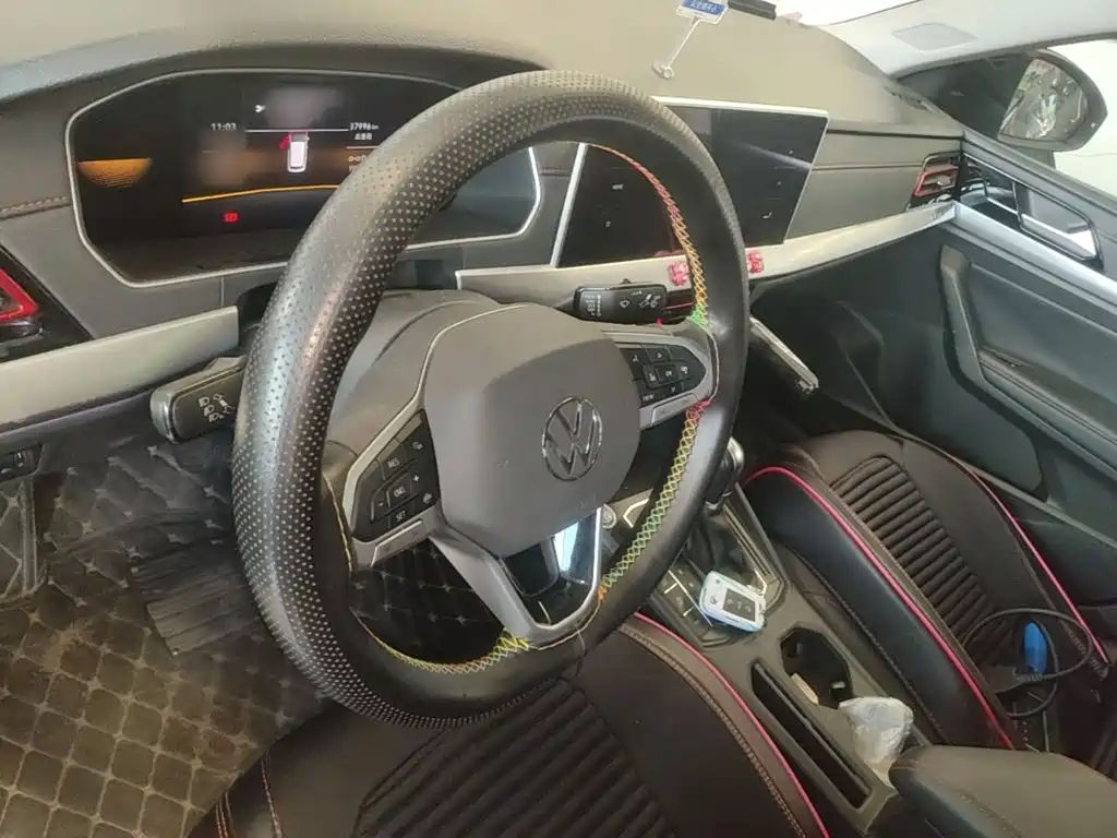 Volkswagen Lavida — миниатюра 11