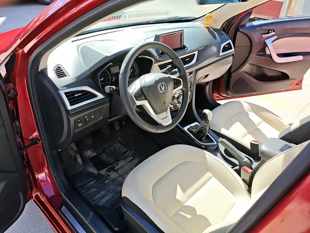 Changan V7 — миниатюра 8