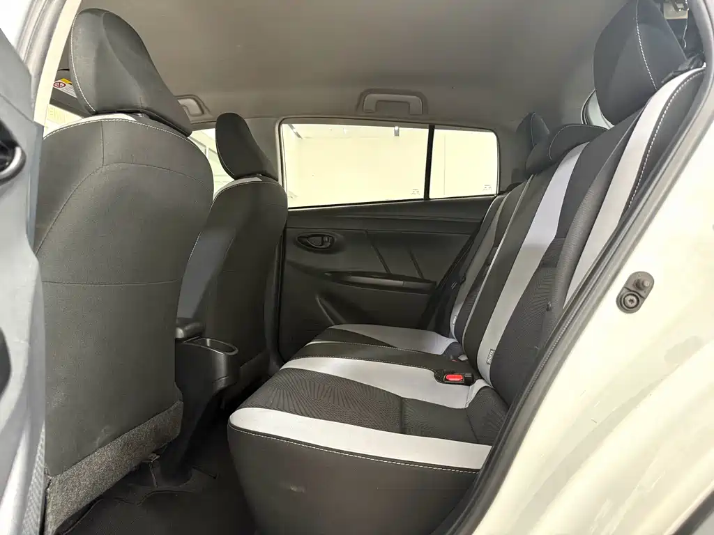 TOYOTA YARIS L ZHIXUAN