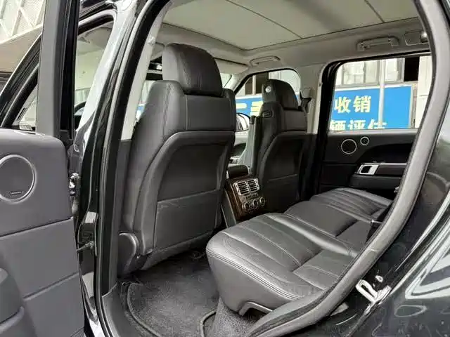 Land Rover Range Rover — миниатюра 13
