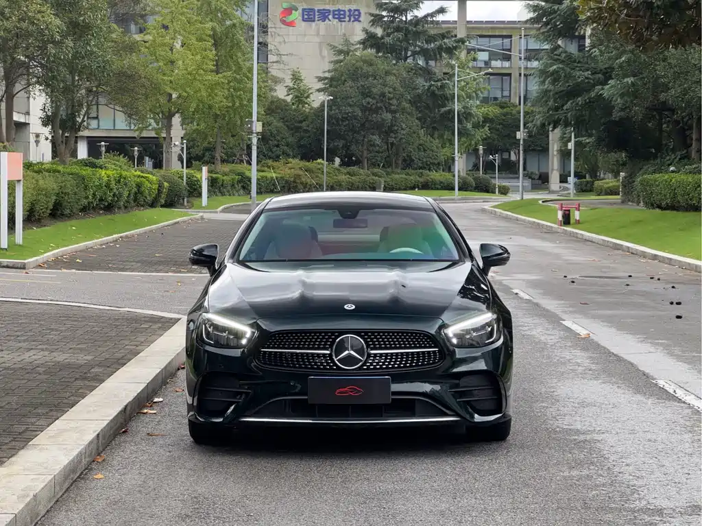 Mercedes-Benz E-Class (Import) — миниатюра 2
