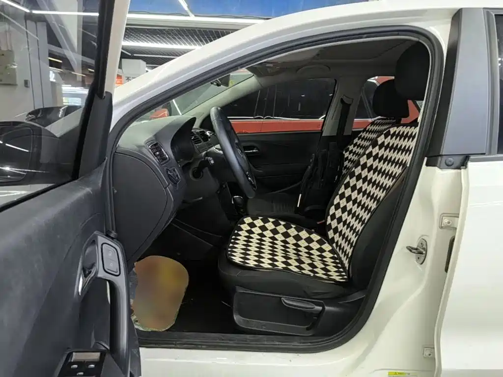 Volkswagen Polo — миниатюра 16
