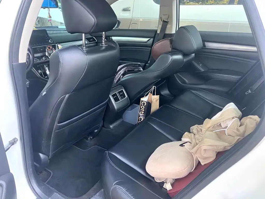 Honda Accord — миниатюра 5