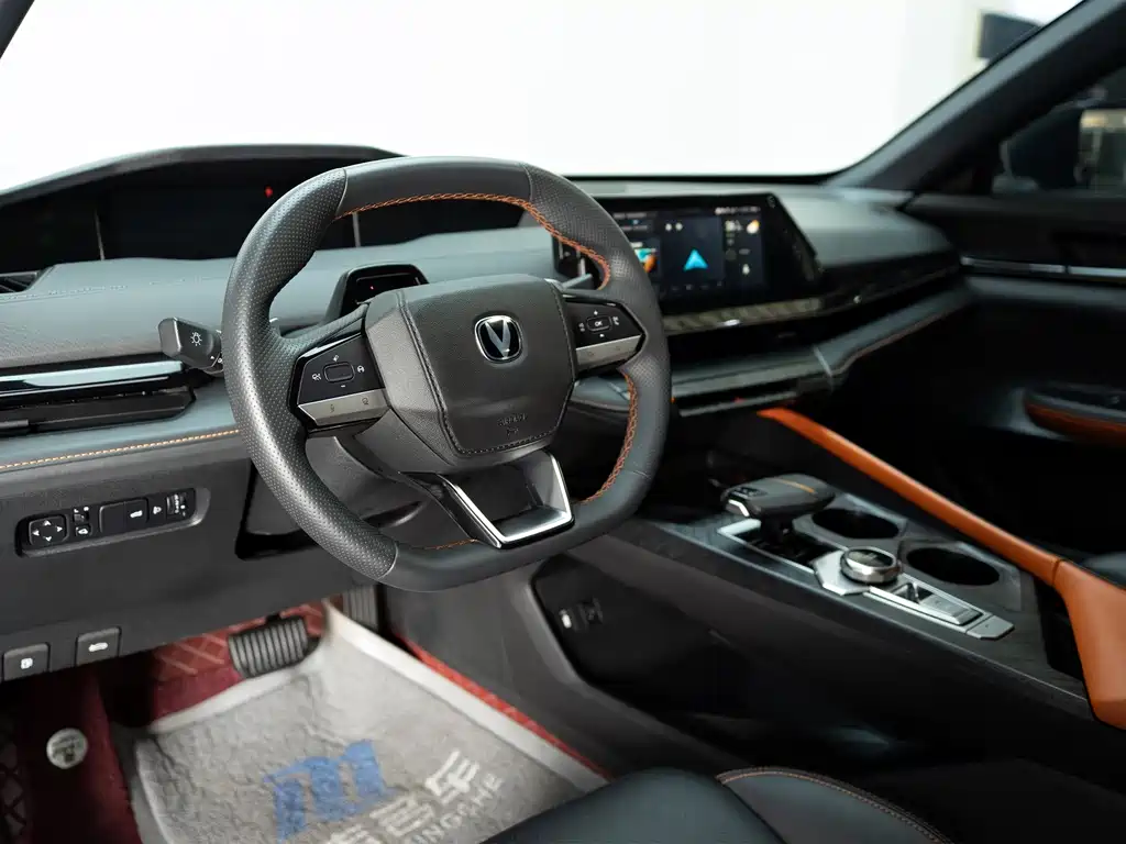 Changan UNI-V — миниатюра 9