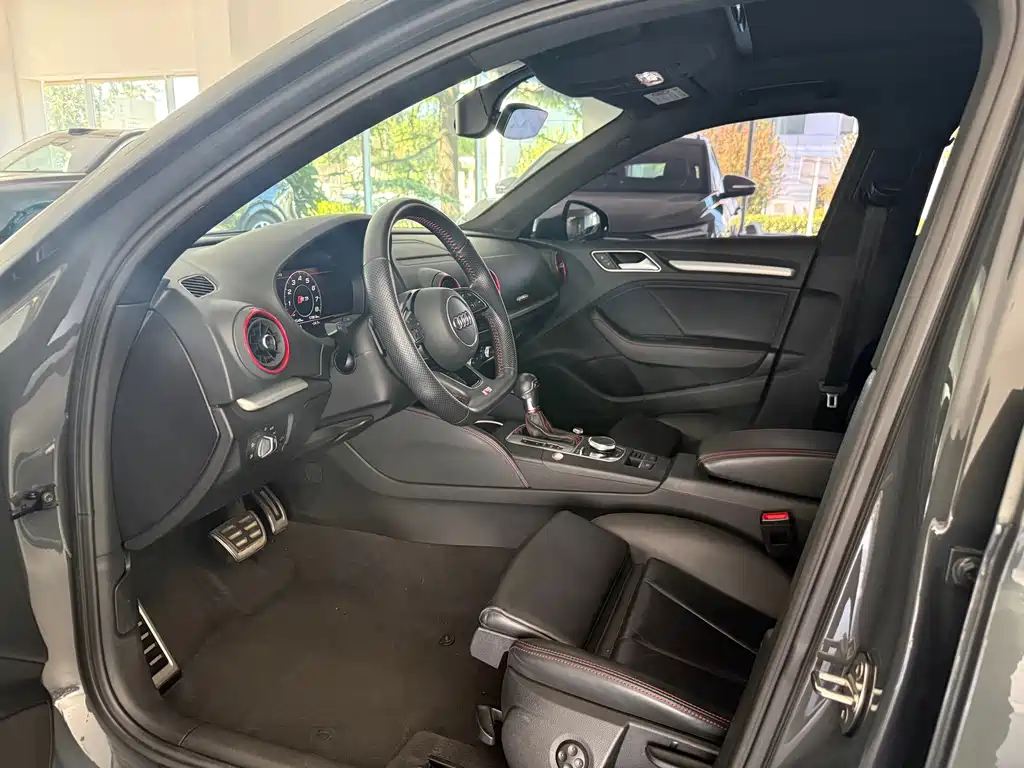 Audi S3 — миниатюра 14