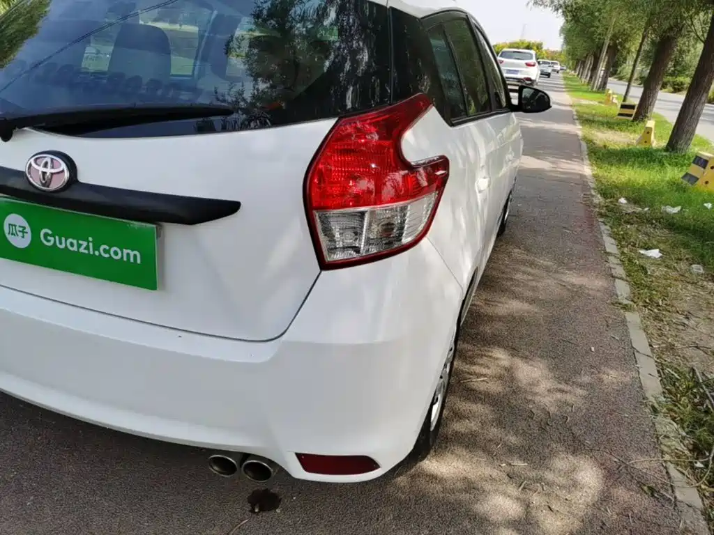 Toyota Yaris L — миниатюра 8