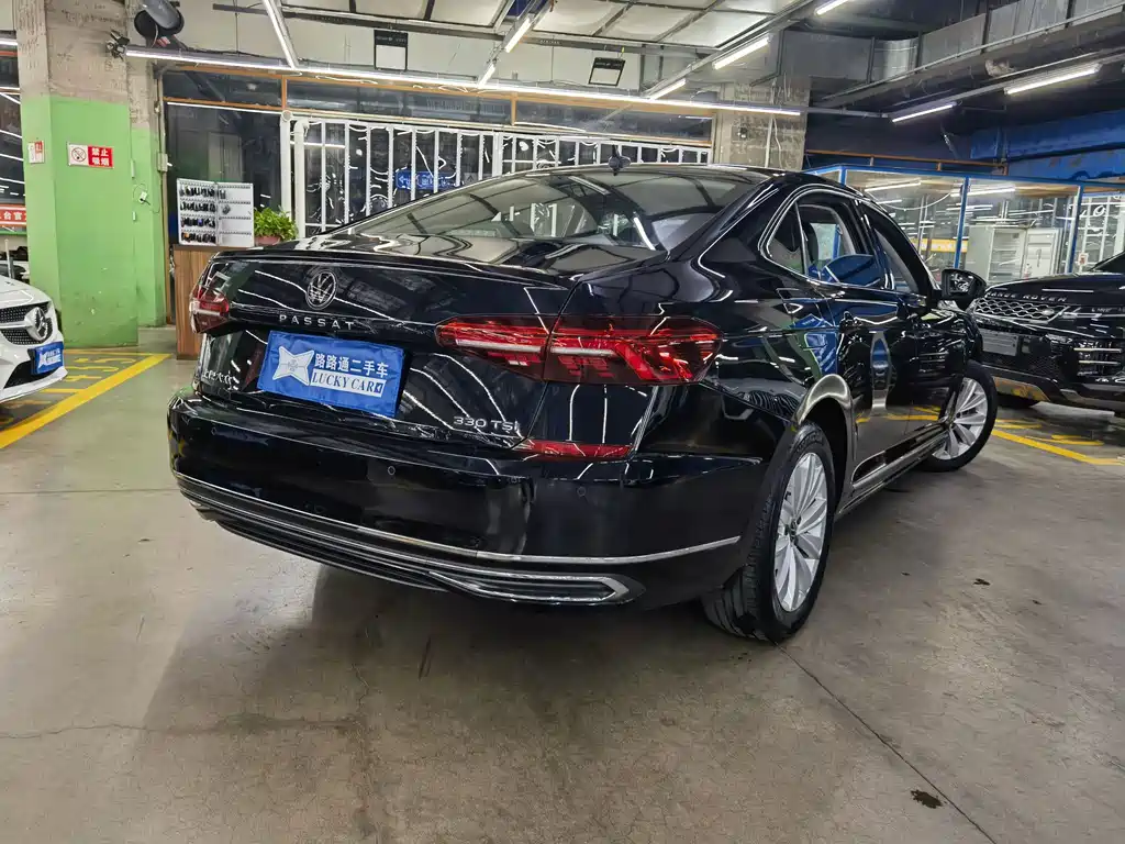 Volkswagen Passat — миниатюра 6