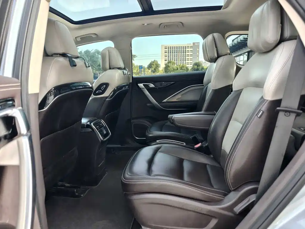 Geely Jia Ji — миниатюра 17