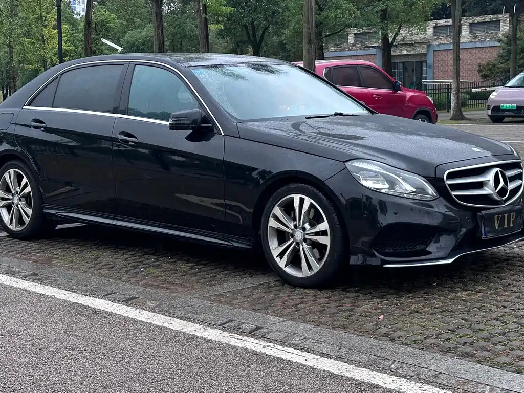 Mercedes-Benz E-Class — миниатюра 3