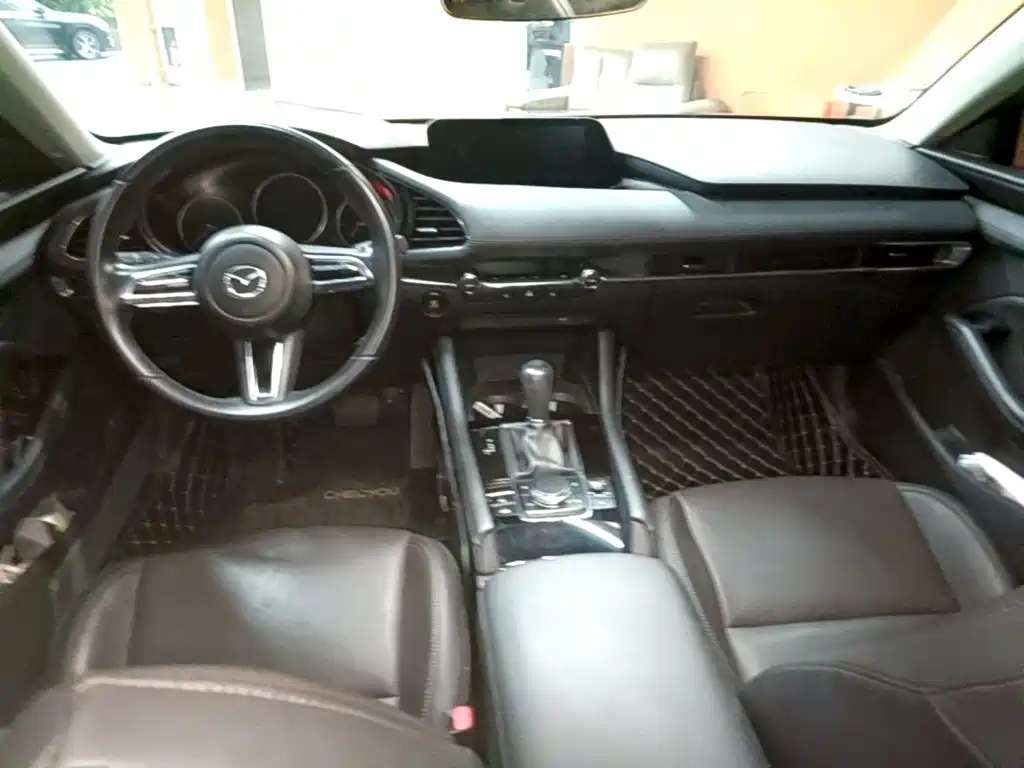 Mazda 3 Axela — миниатюра 10