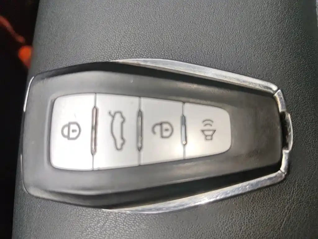 Geely Emgrand — миниатюра 9