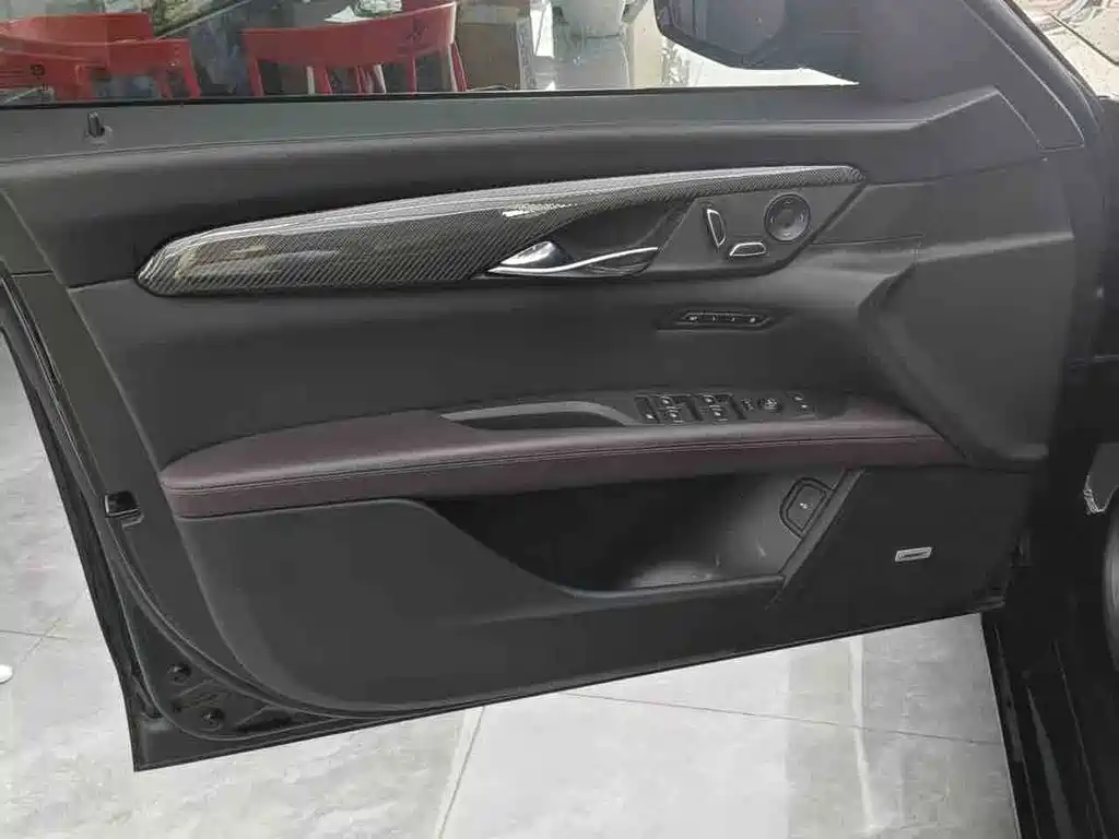 Cadillac CT6 — миниатюра 6