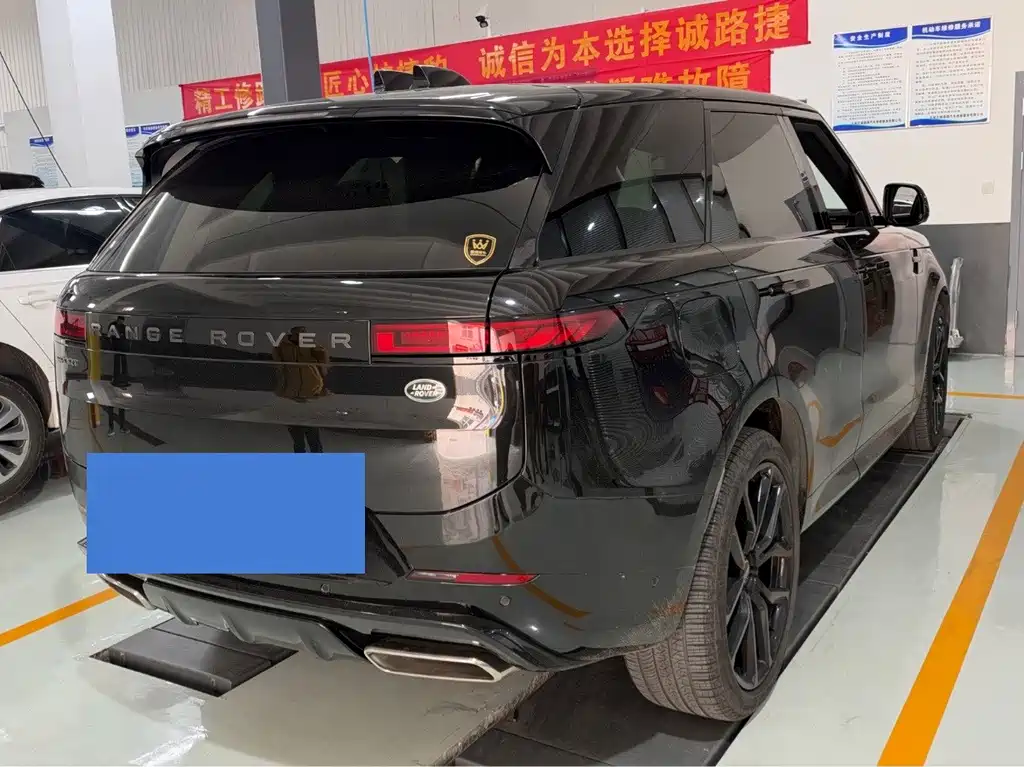 Land Rover Sport — миниатюра 7