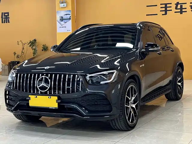 MERCEDES-BENZ GLC AMG