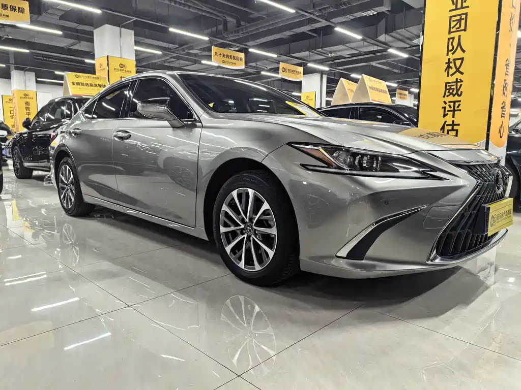 Lexus ES — миниатюра 3