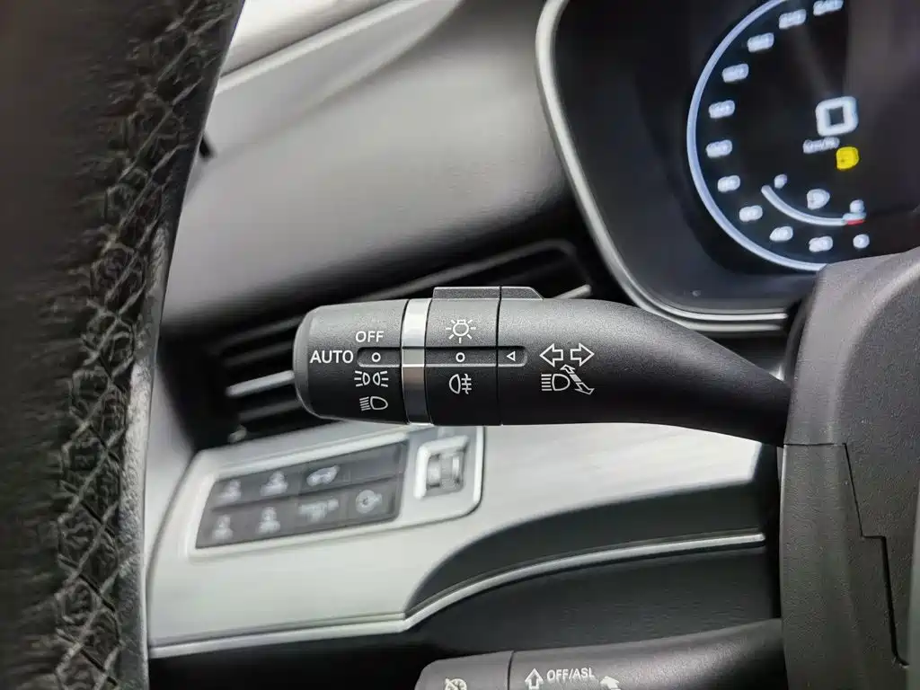 Roewe iMAX8 — миниатюра 21