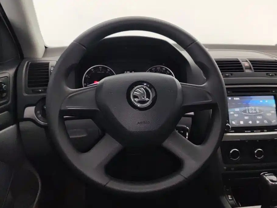 Skoda Octavia — миниатюра 15