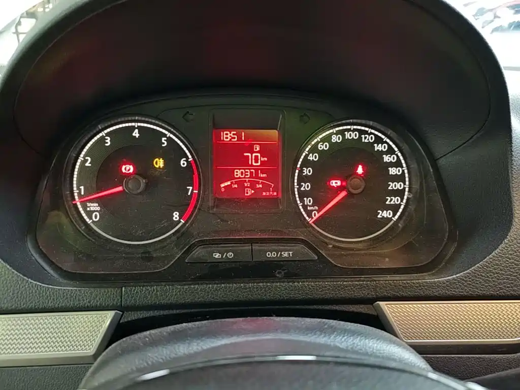 Volkswagen Jetta — миниатюра 12