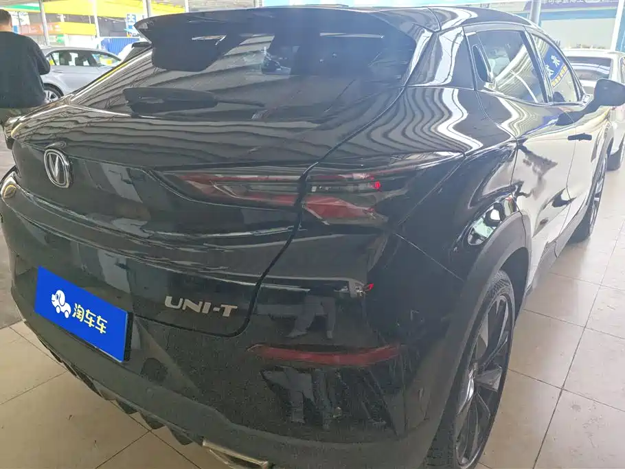 CHANGAN UNI T