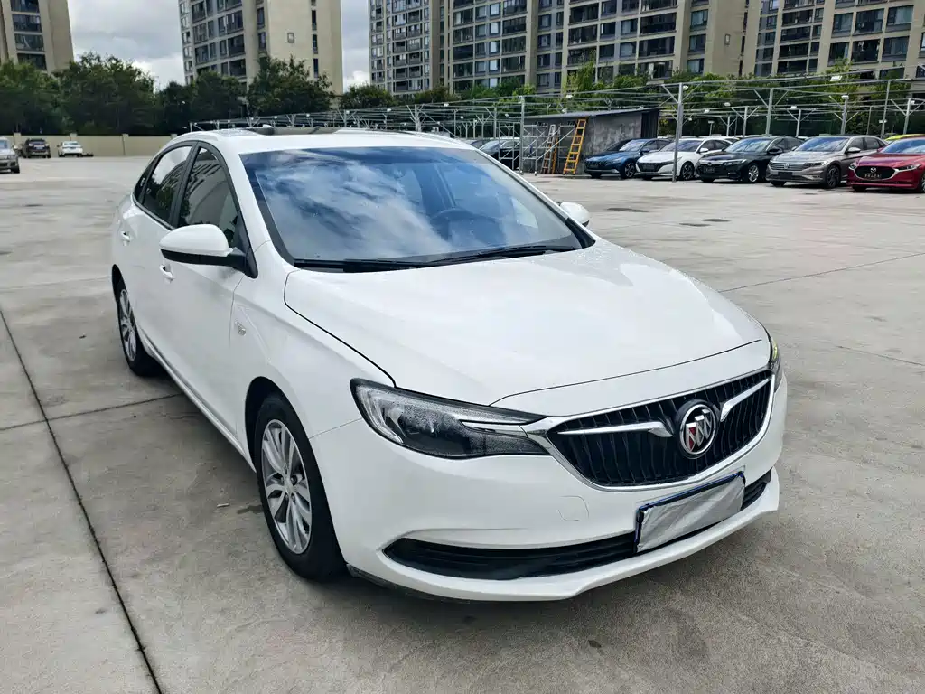 Buick Excelle — миниатюра 3