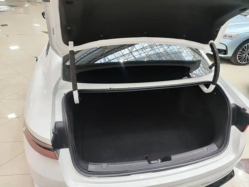 Geely Xingrui — миниатюра 19