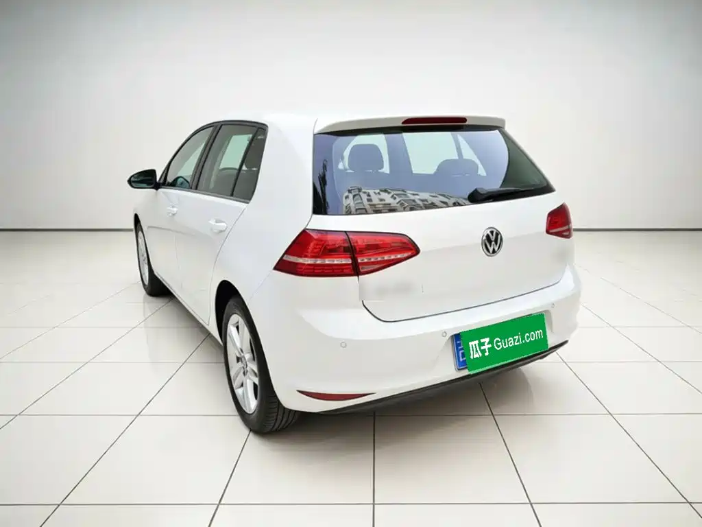 Volkswagen Golf — миниатюра 4