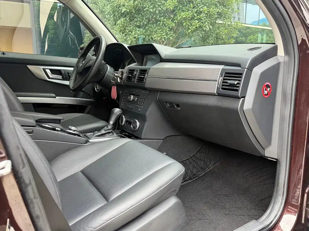 Mercedes-Benz GLK-Class — миниатюра 12