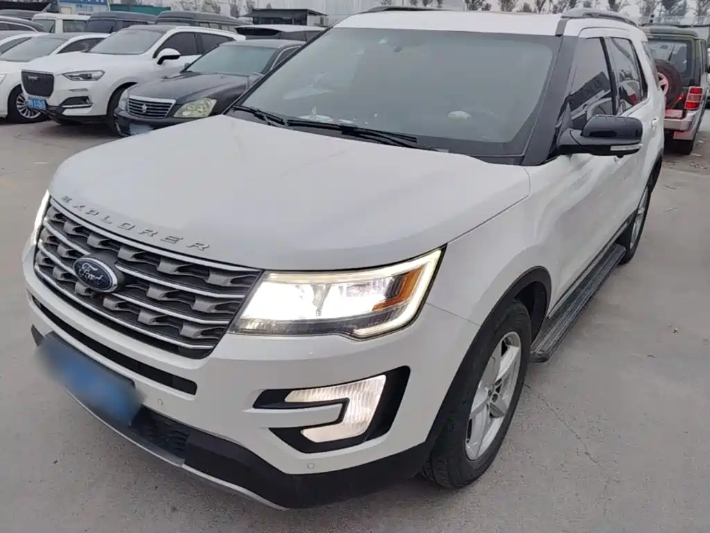 Ford Explorer (Import)