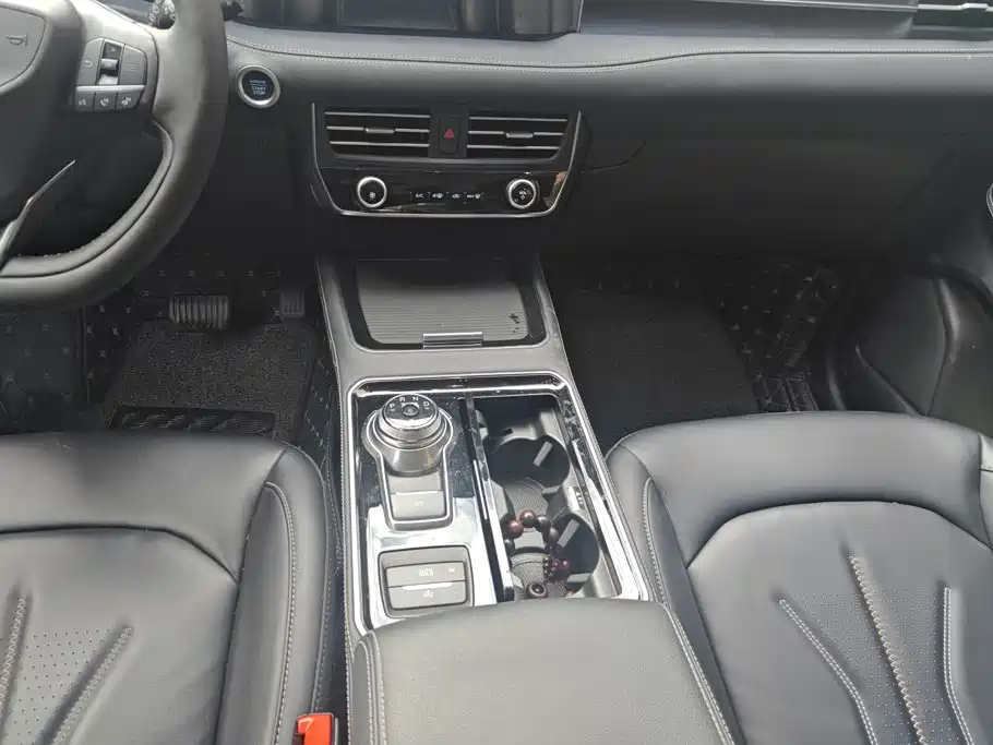 Ford Edge — миниатюра 16