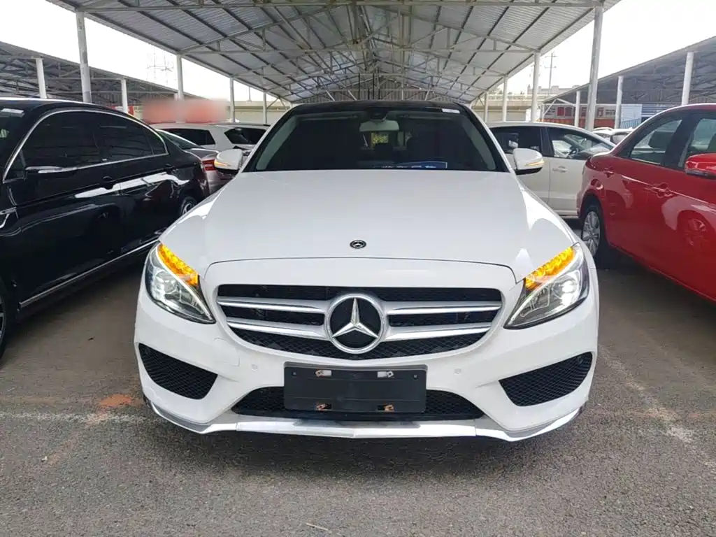 Mercedes-Benz C-Class — миниатюра 3