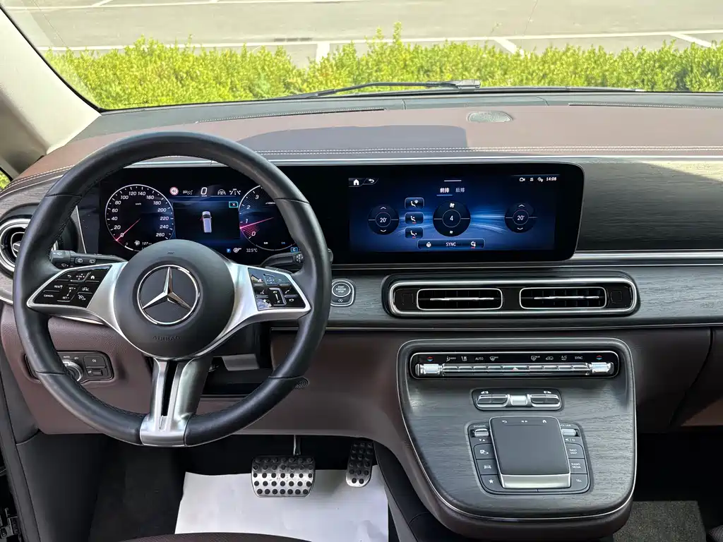 Mercedes-Benz V-Class — миниатюра 5