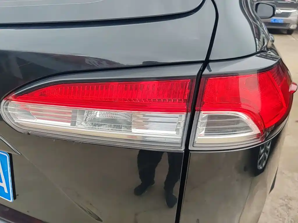 Toyota Frontlander — миниатюра 8
